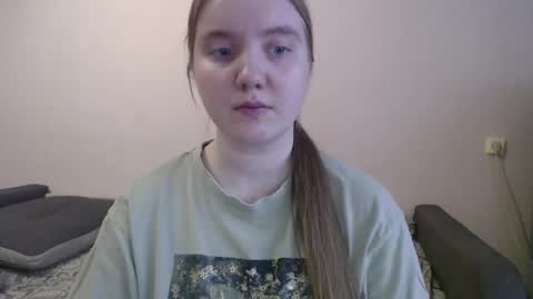 Josefin online show from 5, 10, 2025