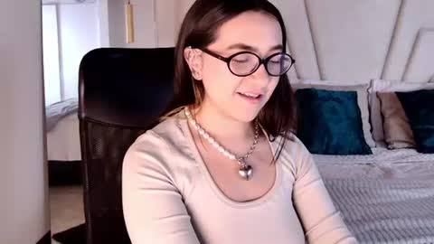 Snapshot of arabella__1 chatting on 17, 7, 2026 Arabella online show from 17, 7, 2026