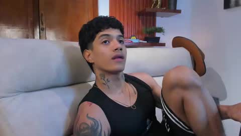 Snapshot of aress444 chatting on 10, 9, 2025 aress444 online show from 10, 9, 2025