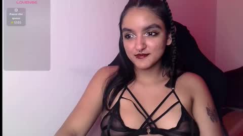 Bella online show from 3, 11, 2025