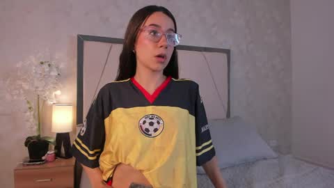 Ari Wilde online show from 27, 6, 2026