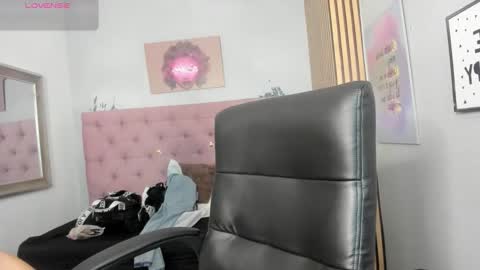 Snapshot of aria__monroe chatting on 14, 3, 2026 aria__monroe online show from 14, 3, 2026