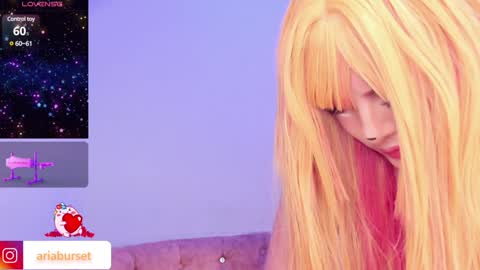 Snapshot of aria_burset chatting on 25, 1, 2025 Aria online show from 25, 1, 2025