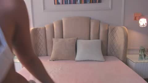 Aria  online show from 20, 2, 2025