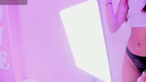 Aria Jones online show from 10, 9, 2025