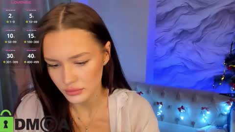 aria_mila online show from 21, 12, 2025