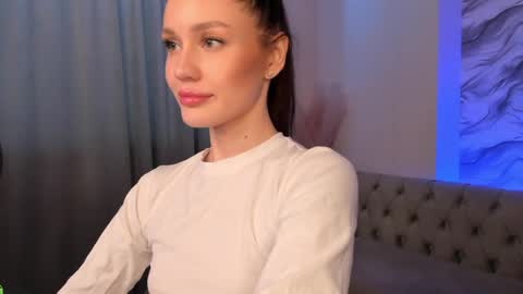 Snapshot of aria_mila chatting on 11, 5, 2026 aria_mila online show from 11, 5, 2026