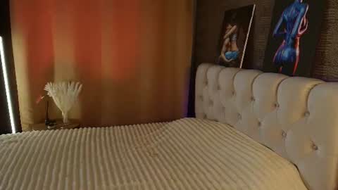 aria_mila online show from 4, 7, 2026