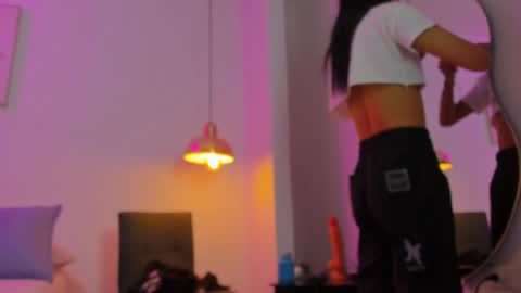aria_millers1 online show from 20, 5, 2026