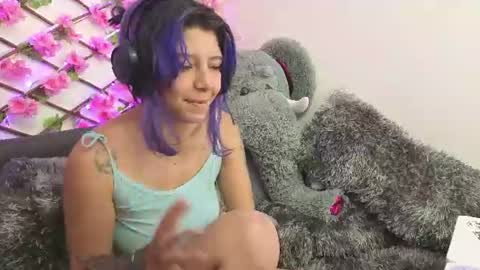 aria_silk online show from 14, 7, 2026