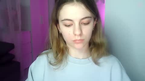 AriaCreazy online show from 4, 1, 2025