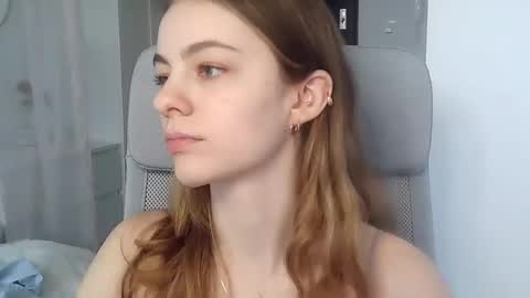 AriaCreazy online show from 7, 2, 2025