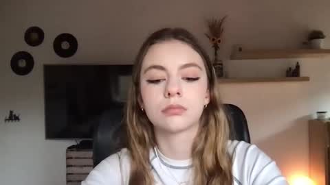 AriaCreazy online show from 28, 2, 2025