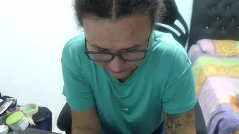 ...Ariana... online show from 24, 10, 2025