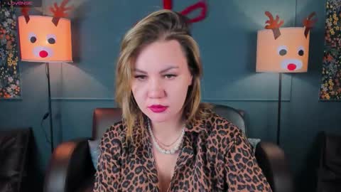 Snapshot of ariaeven chatting on 23, 12, 2025 ariaeven online show from 23, 12, 2025