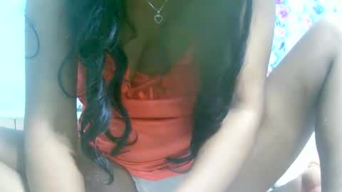 Snapshot of ariah13 chatting on 18, 12, 2025 ariah13 online show from 18, 12, 2025