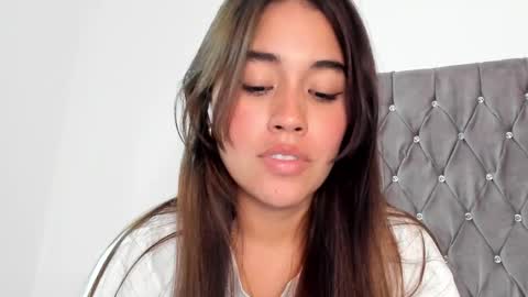 Aria Montgomery online show from 28, 1, 2025