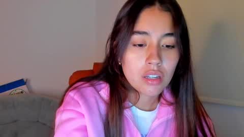 Aria Montgomery online show from 4, 2, 2025