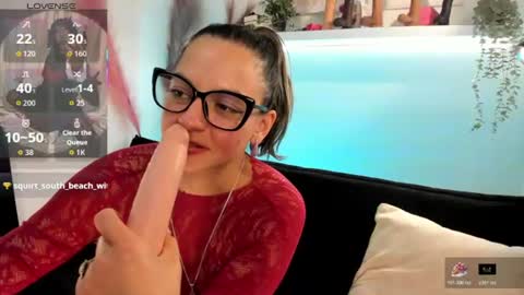Ariana blonde online show from 28, 7, 2026