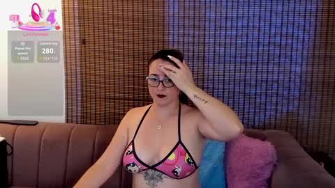 Ariana Cruz online show from 25, 9, 2025