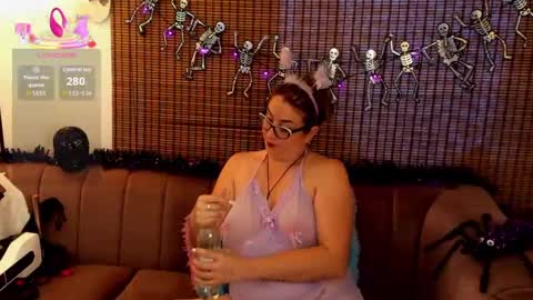 Ariana Cruz online show from 8, 10, 2025