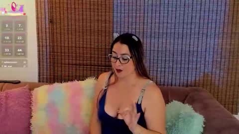 Ariana Cruz online show from 6, 5, 2026