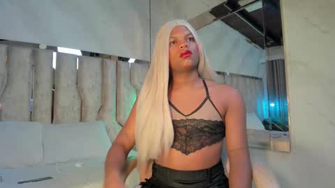 ariana_grande233 online show from 3, 3, 2026