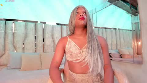 ariana_grande233 online show from 4, 5, 2026