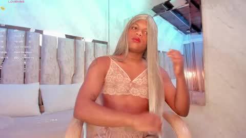 ariana_grande233 online show from 13, 5, 2026