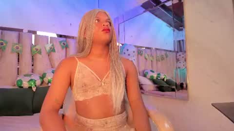 ariana_grande233 online show from 20, 6, 2026