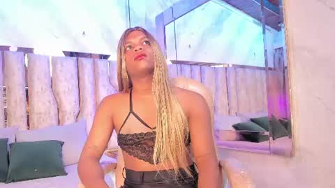 ariana_grande233 online show from 13, 7, 2026
