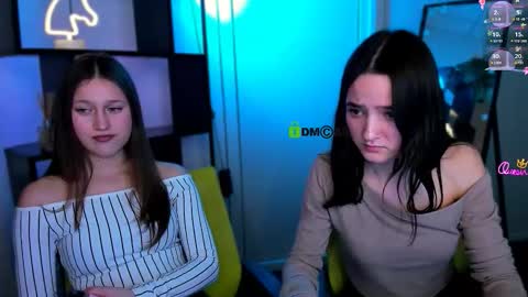 Snapshot of arianaa_cat chatting on 17, 3, 2026 arianaa_cat online show from 17, 3, 2026