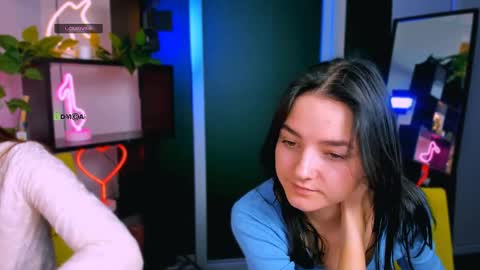 arianaa_cat online show from 27, 3, 2026