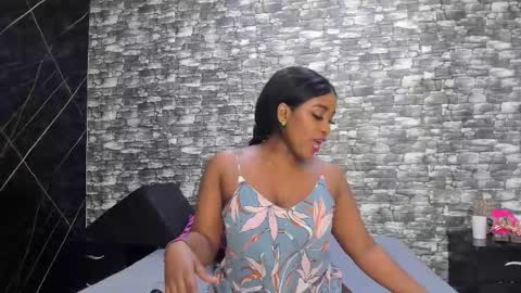 Snapshot of arianaablack chatting on 15, 11, 2025 Ariana online show from 15, 11, 2025