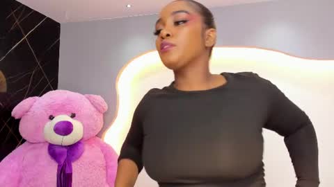 Snapshot of arianaablack chatting on 24, 6, 2026 Ariana online show from 24, 6, 2026