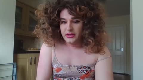 Snapshot of arianalopez98 chatting on 6, 2, 2025 Ariana 3 online show from 6, 2, 2025