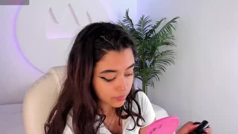 arianapierce online show from 25, 10, 2025