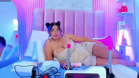 ArianaRougee online show from 4, 7, 2026