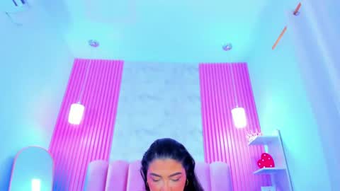 ArianaRougee online show from 1, 8, 2026