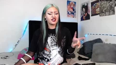 help me 100 hands up my OF is Free  online show from 28, 1, 2025