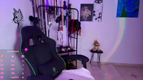 arianna_connorr online show from 9, 5, 2026