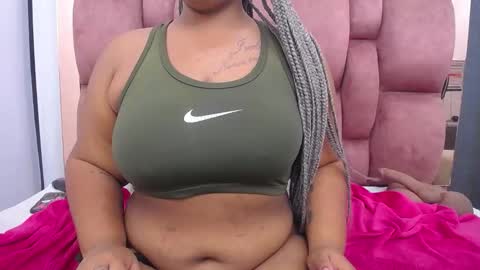 Snapshot of arianna_pearl chatting on 3, 12, 2025 arianna pearl online show from 3, 12, 2025