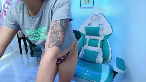 arianna_sweeet online show from 26, 9, 2025