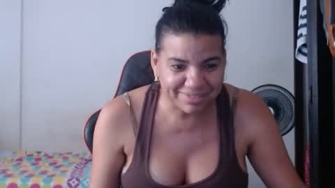 ariannaloovel online show from 22, 7, 2026
