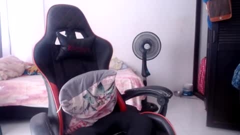 ariannaloovel online show from 29, 7, 2026