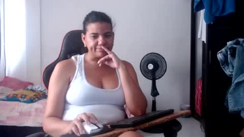 ariannaloovel online show from 1, 8, 2026