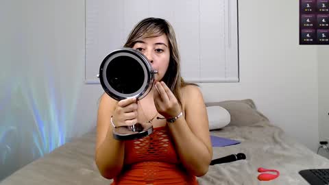 Snapshot of ariannapena chatting on 20, 12, 2024 Arianna Pea online show from 20, 12, 2024