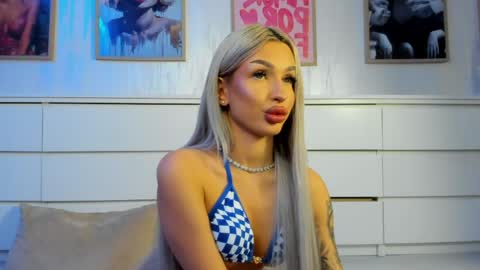 Arianna online show from 10, 5, 2026