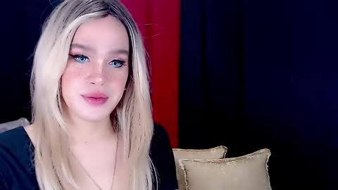 Snapshot of arianne_xoxo777 chatting on 3, 12, 2024 ARIANNE CUMS  online show from 3, 12, 2024