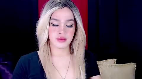 Snapshot of arianne_xoxo777 chatting on 4, 1, 2025 ARIANNE CUMS  online show from 4, 1, 2025